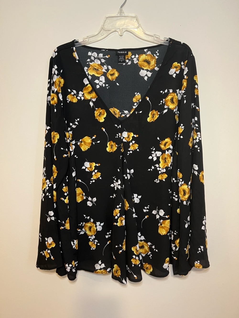 Torrid Black V-Neck Long Sleeve Top with Yellow & White Floral Print